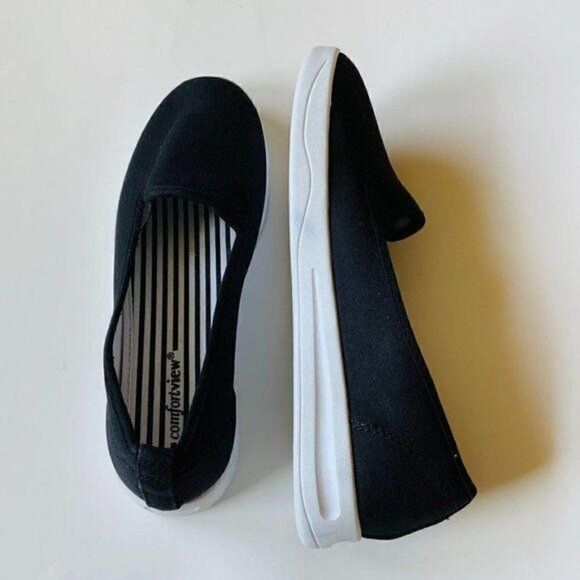 Comfortview Black Canvas Slip On Padded Insole Sneakers 9.5W New - Picture 2 of 6